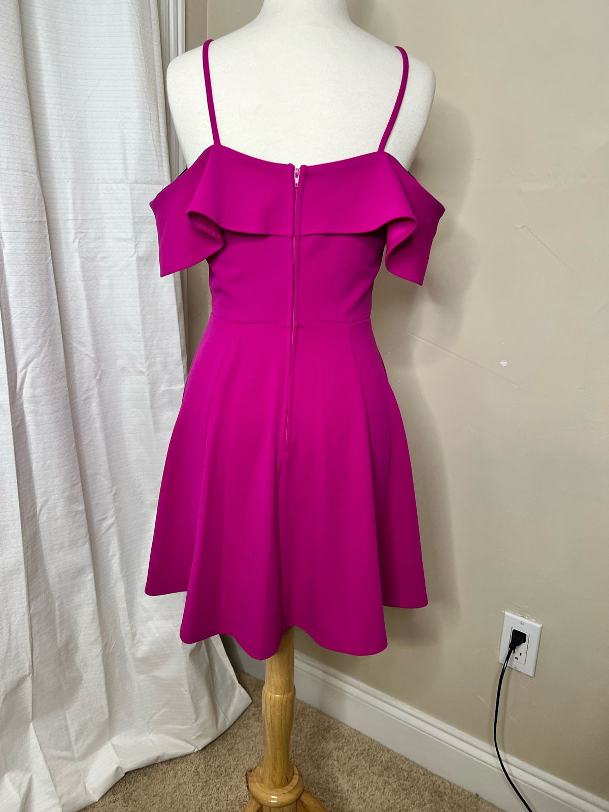 Size S Prom Off The Shoulder Pink Cocktail Dress on Queenly