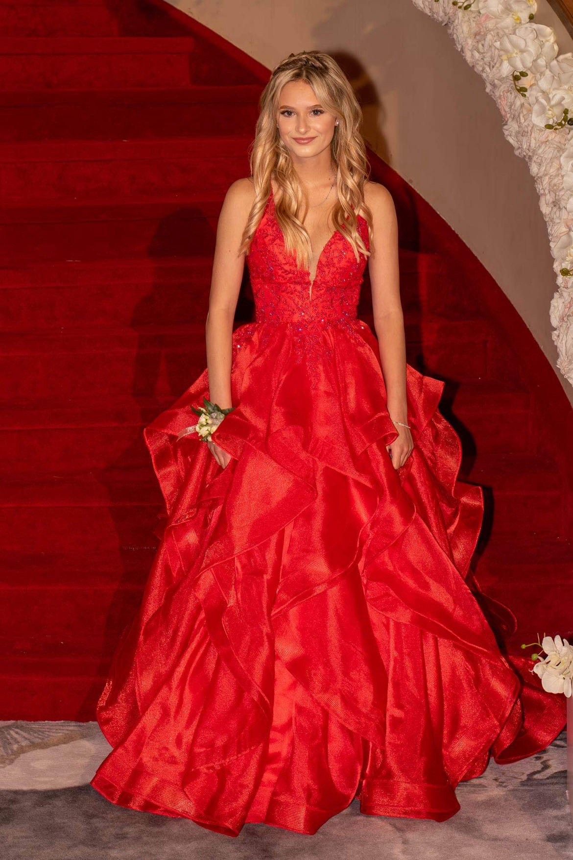 Style 87237 Amarra Size 0 Prom Plunge Red Ball Gown on Queenly