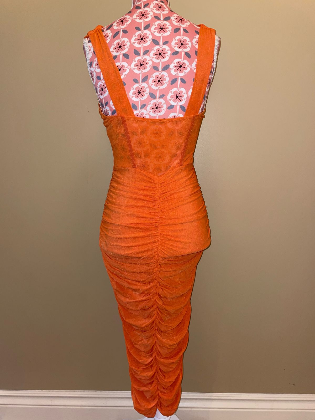 shein Size 4 Prom Plunge Sheer Orange Cocktail Dress on Queenly