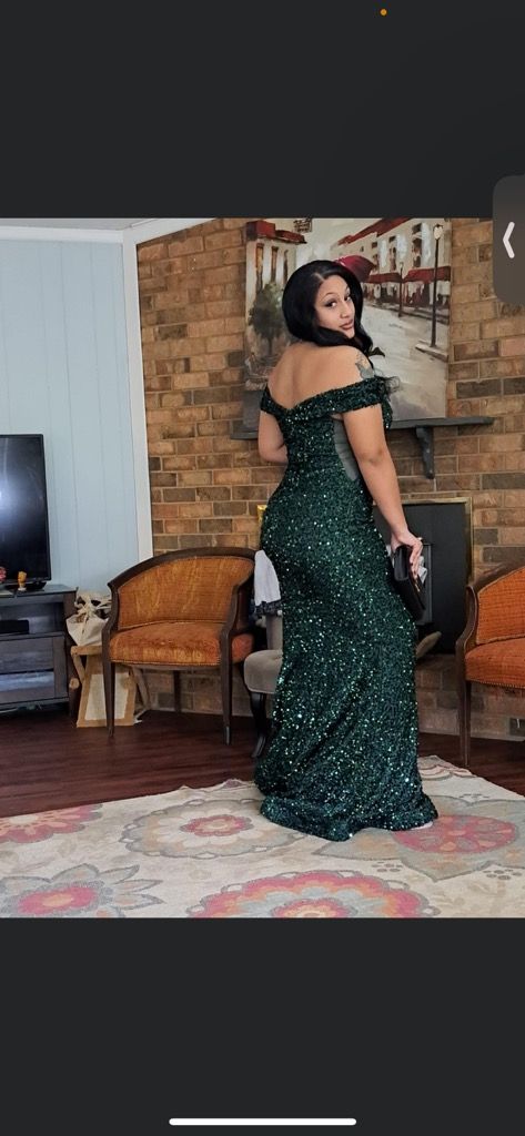 Jovani Size 14 Prom Off The Shoulder Emerald Green Mermaid Dress on Queenly