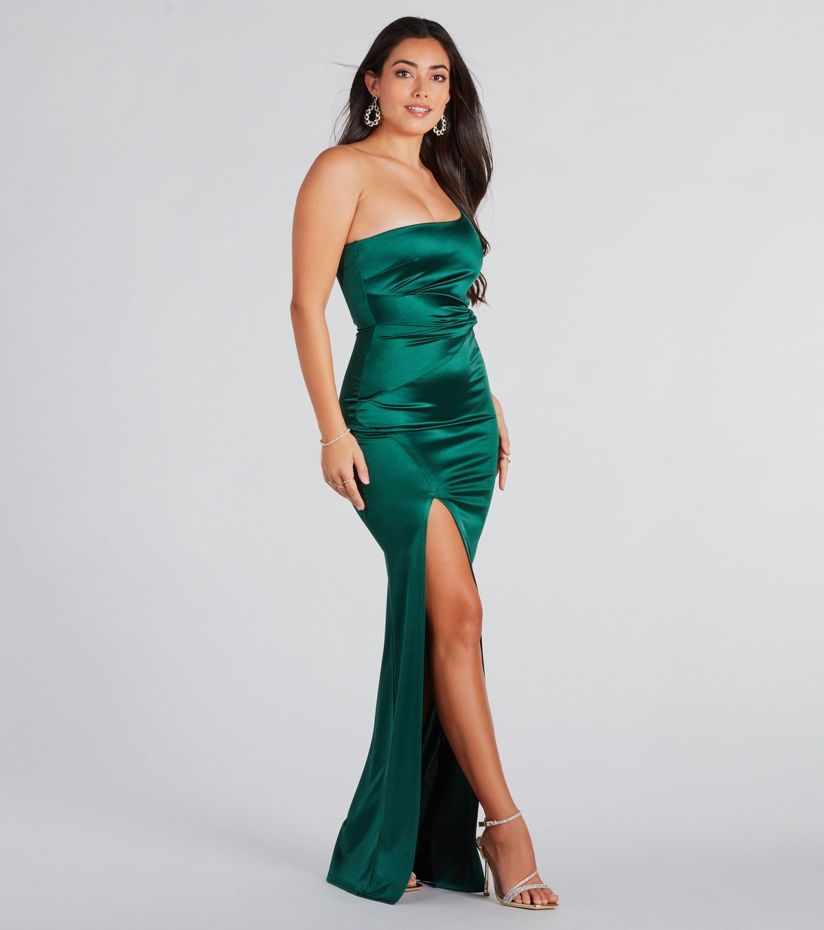 Style 05002-7290 Windsor Size XS Bridesmaid One Shoulder Satin Green Side Slit Dress on Queenly