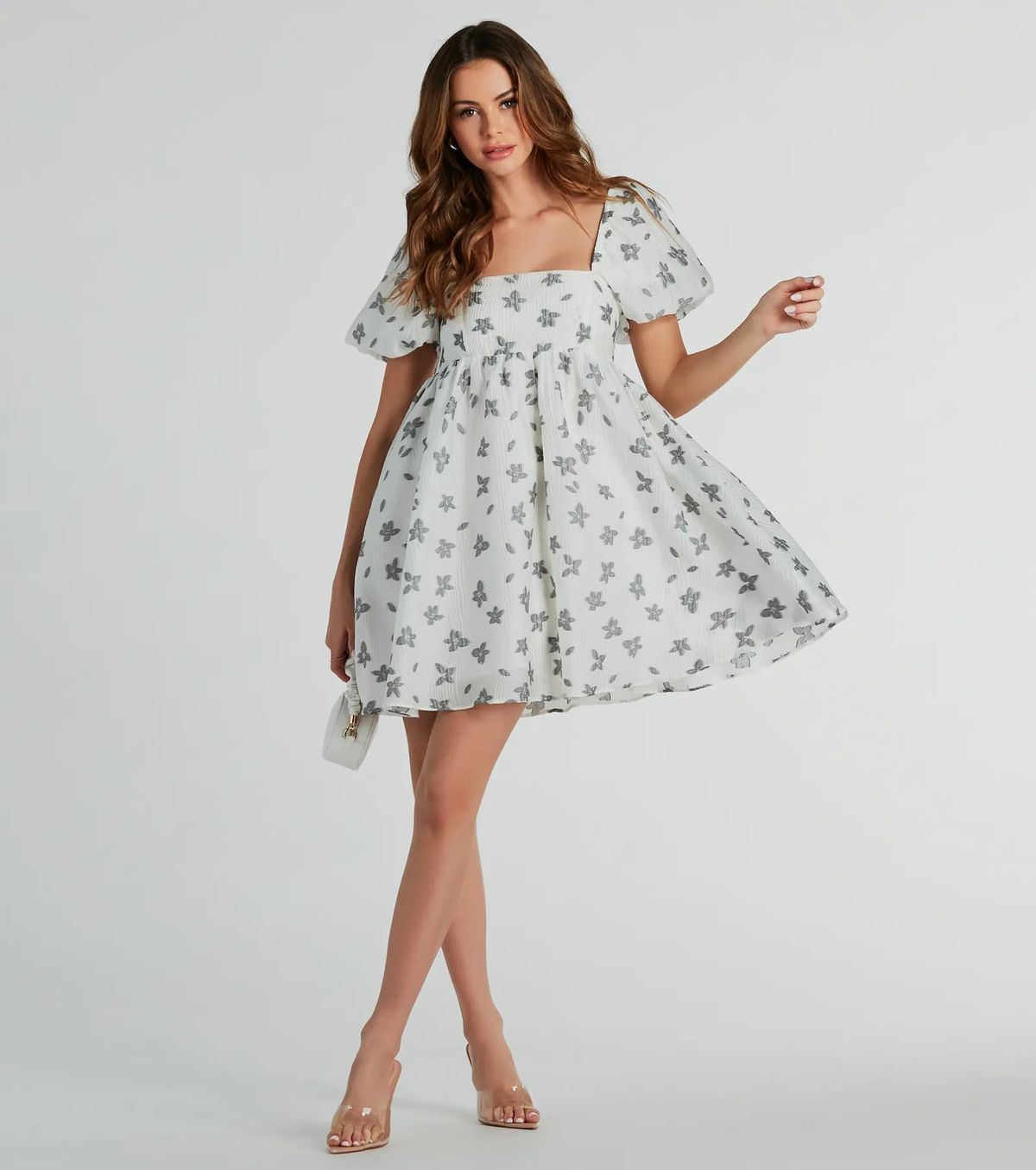 Style 05101-3358 Windsor Size M Floral White Cocktail Dress on Queenly