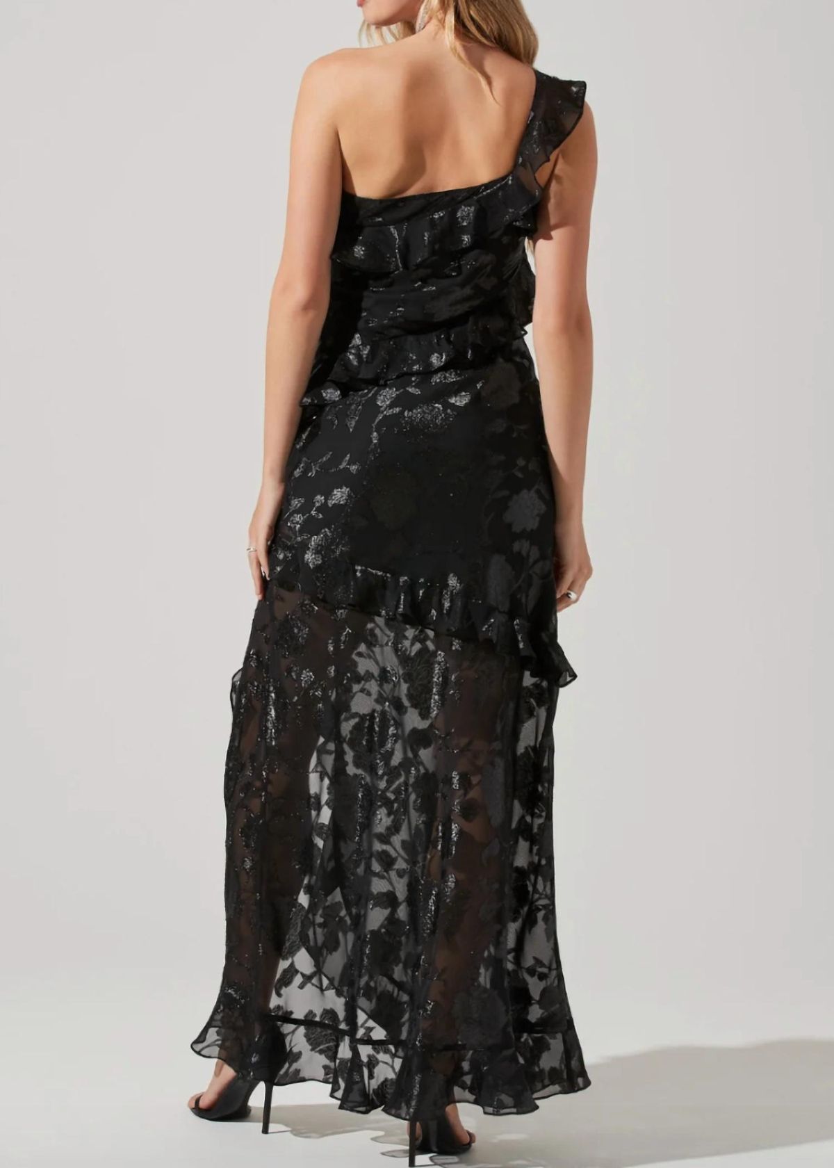 Style 1-3975519864-2901 ASTR Size M Floral Black Side Slit Dress on Queenly