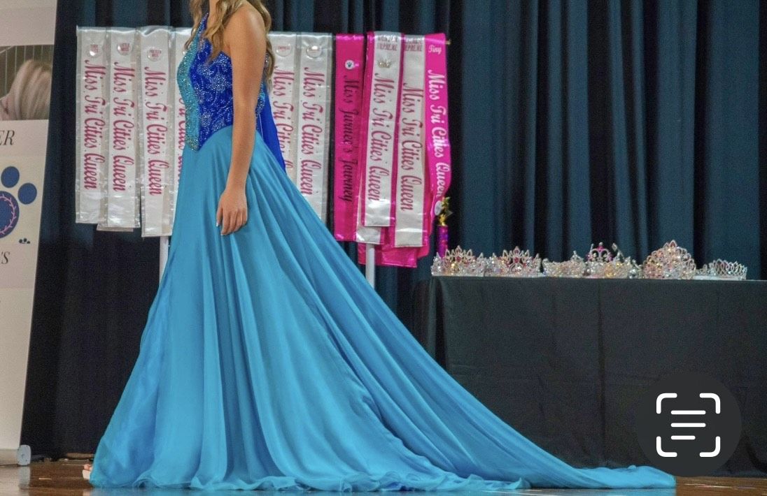 Size 6 Pageant One Shoulder Blue Ball Gown on Queenly
