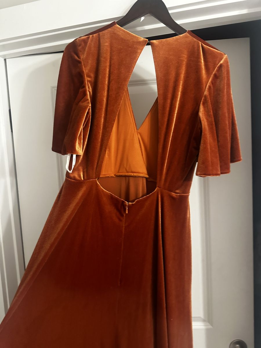 Plus Size 16 Plunge Orange A-line Dress on Queenly