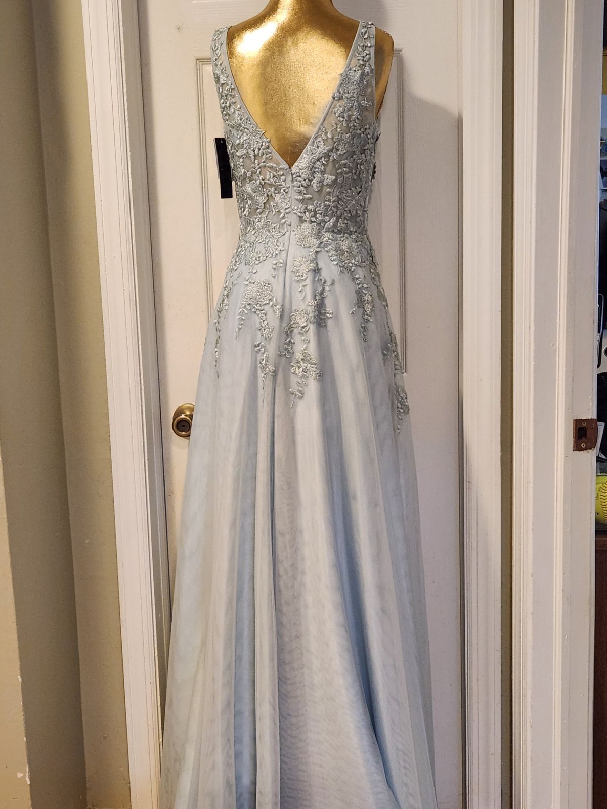 Style 783X Xscape Size 6 Prom Light Blue A-line Dress on Queenly