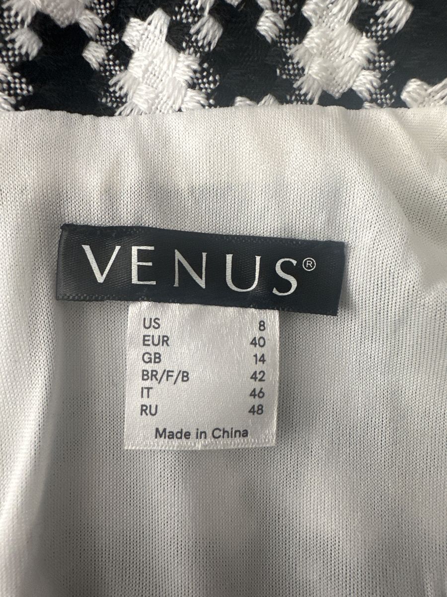 Venus Size 8 Multicolor Formal Jumpsuit on Queenly