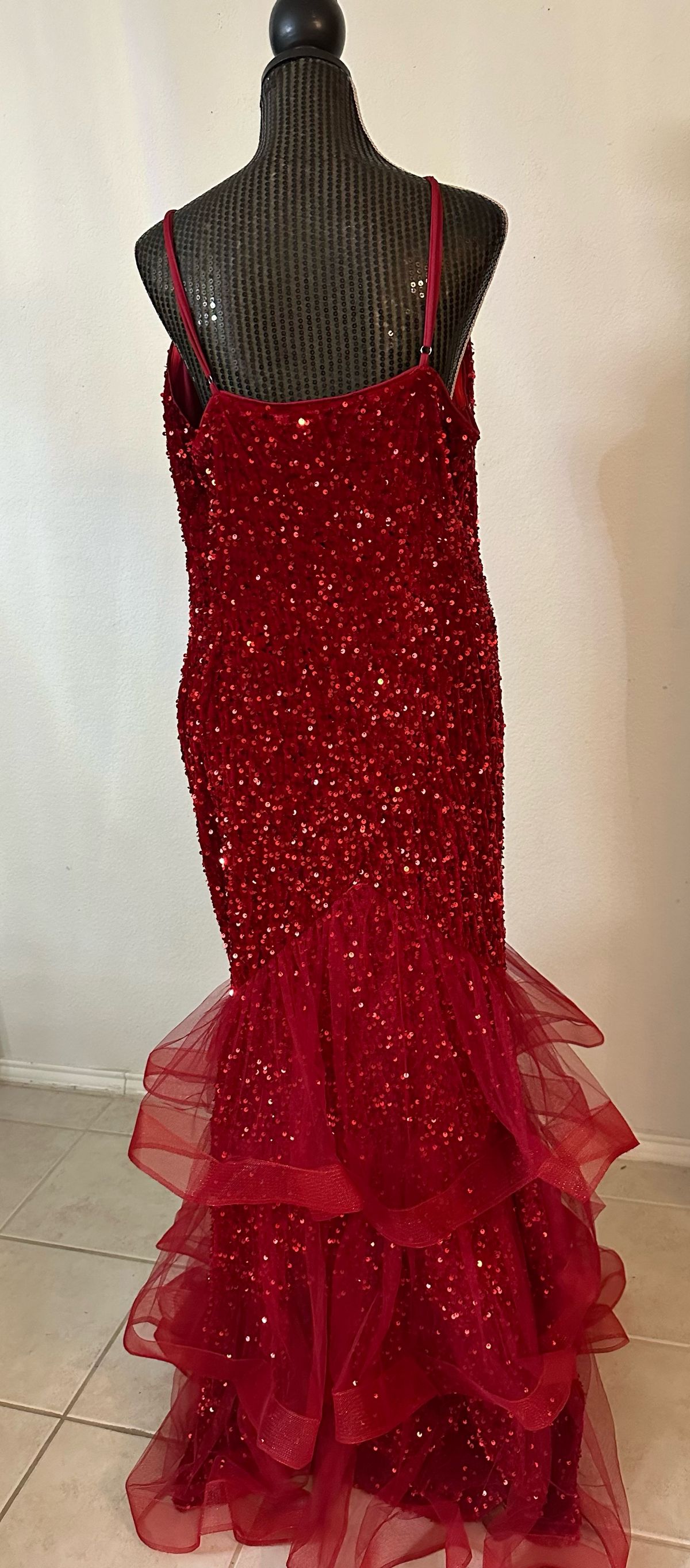 Faeriesty Size 1X Prom Plunge Red Mermaid Dress on Queenly