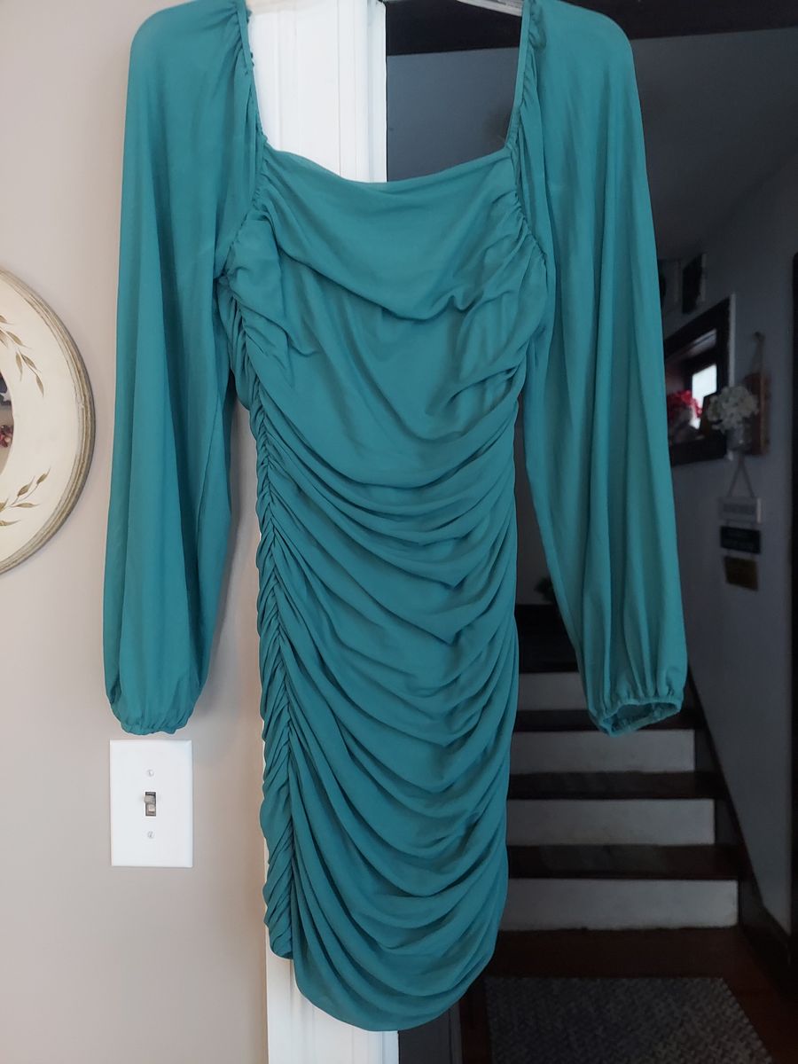 Size 8 Prom Green Cocktail Dress on Queenly