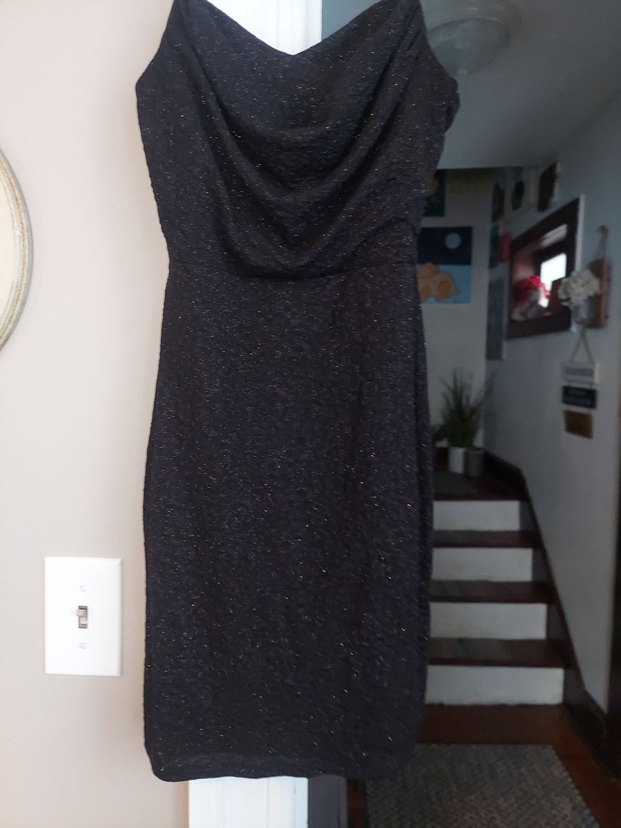 Windsor Size 8 Prom Black Cocktail Dress on Queenly