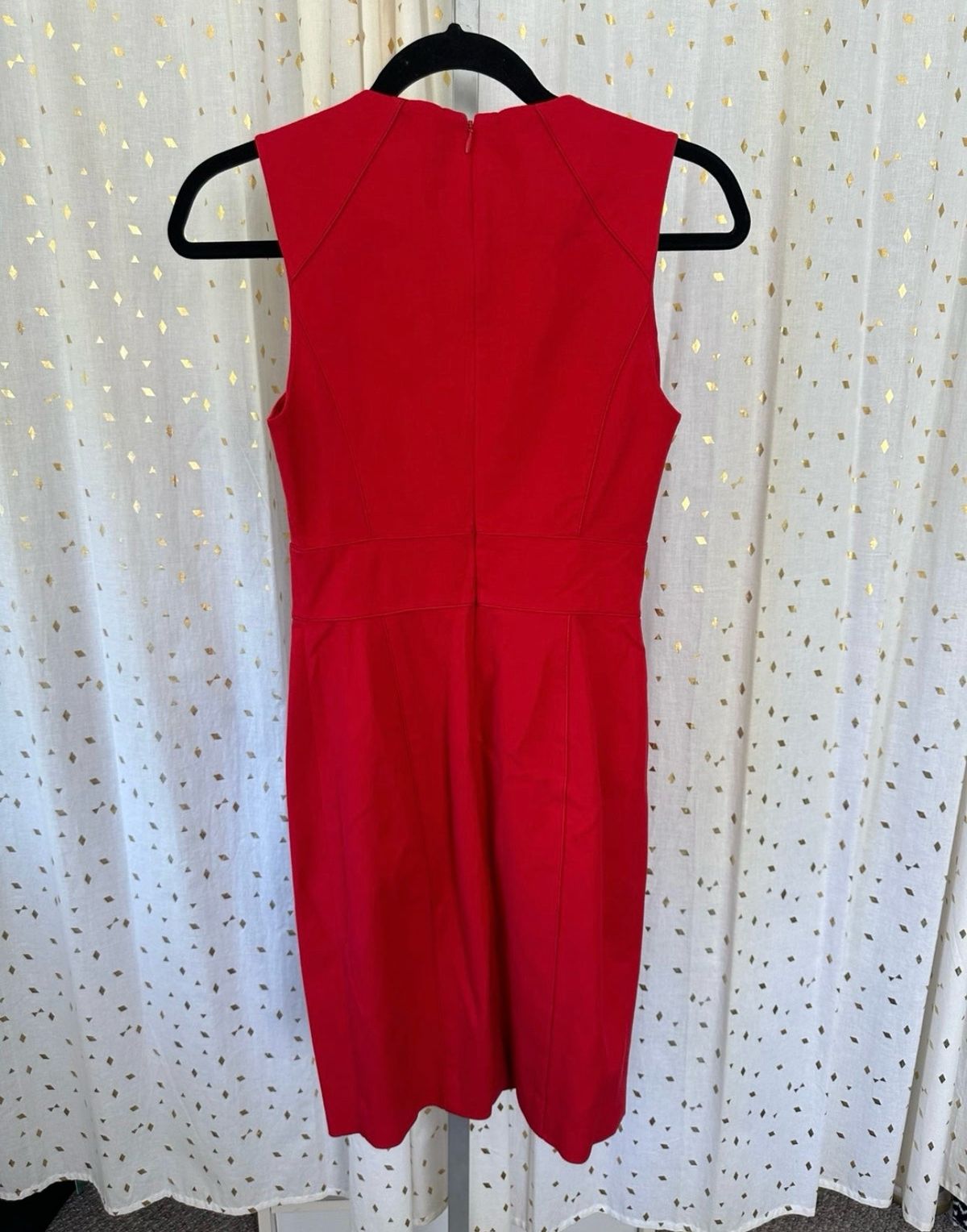 Banana Republic Size 2 Plunge Red Cocktail Dress on Queenly