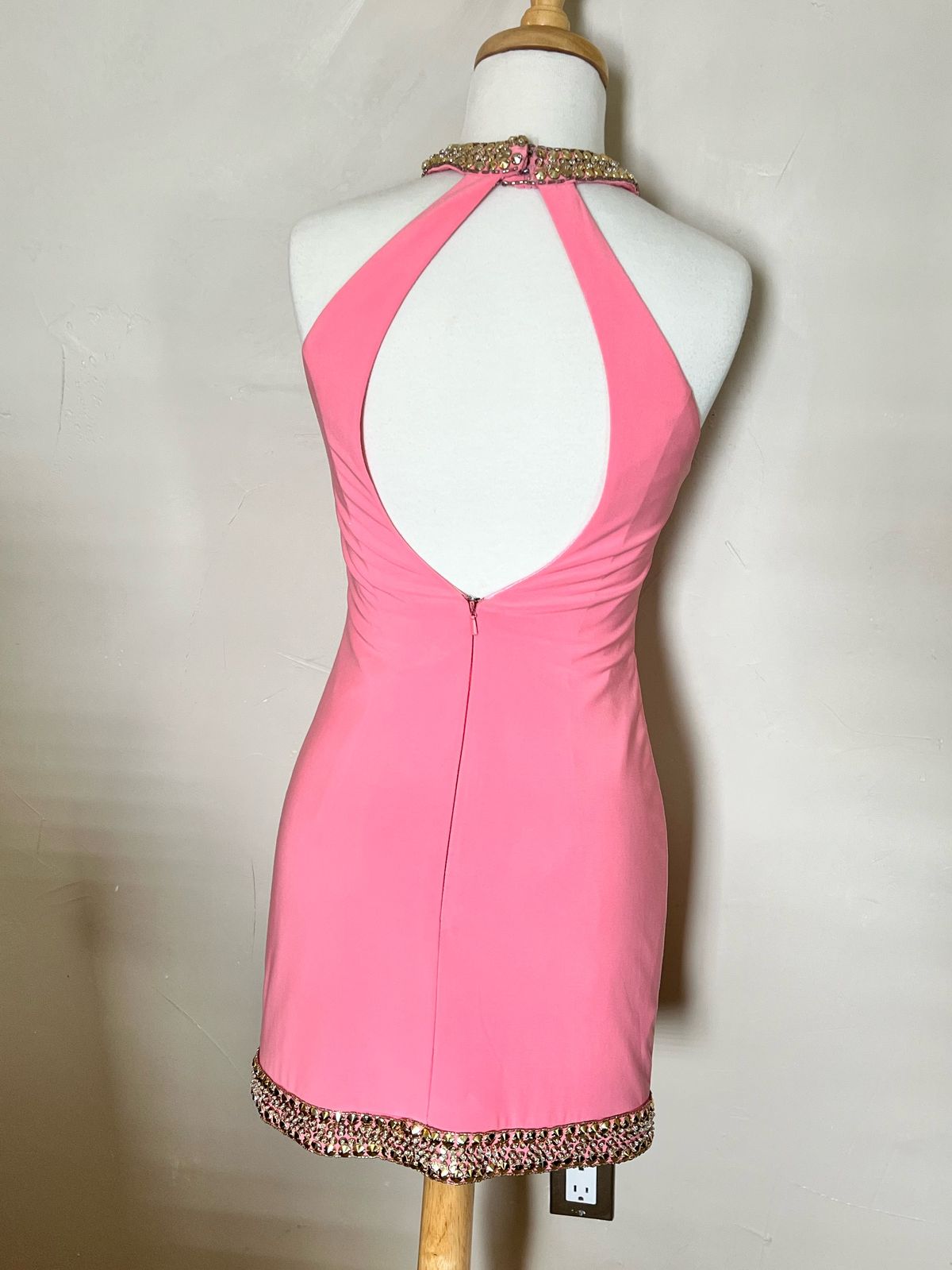 Size 4 Homecoming High Neck Pink Cocktail Dress on Queenly