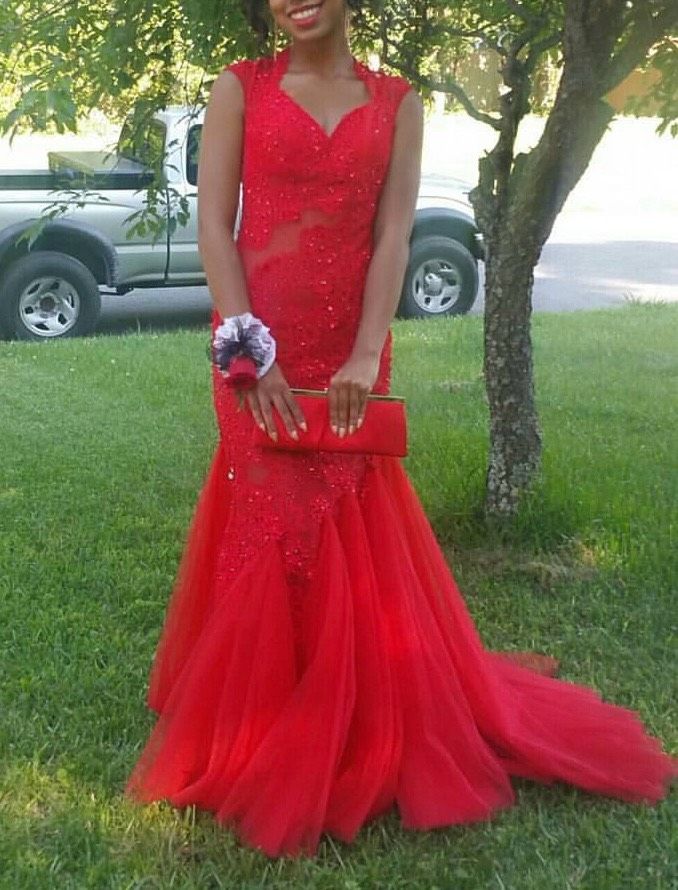 Claudine Size 0 Prom Halter Red Mermaid Dress on Queenly