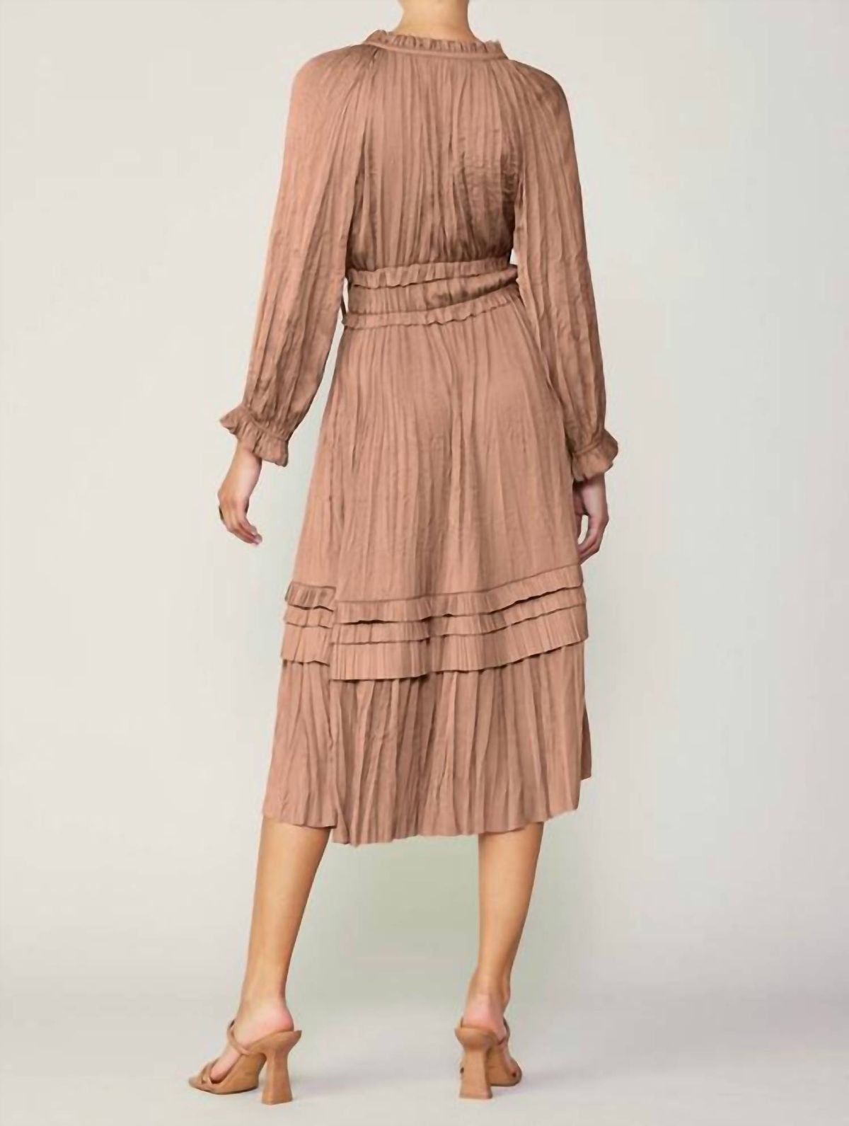 Style 1-2901008642-3855 current air Size XS Long Sleeve Brown Cocktail Dress on Queenly