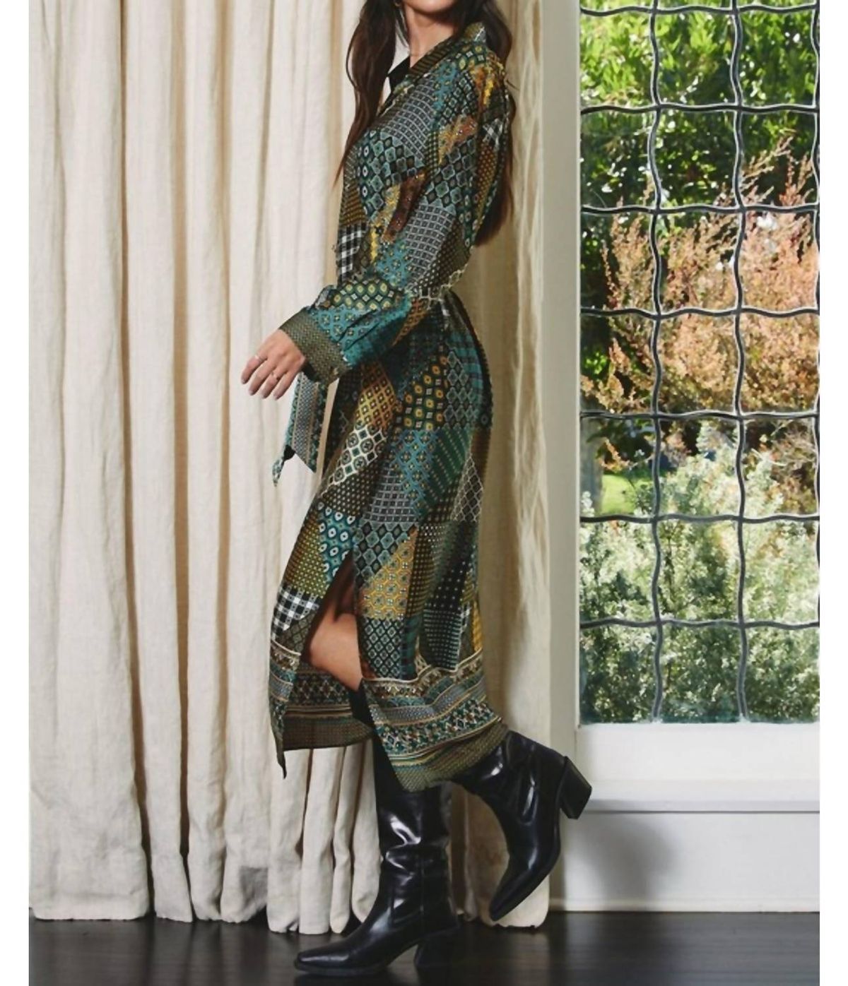 Style 1-699773040-2901 DRESS FORUM Size M Long Sleeve Green Cocktail Dress on Queenly