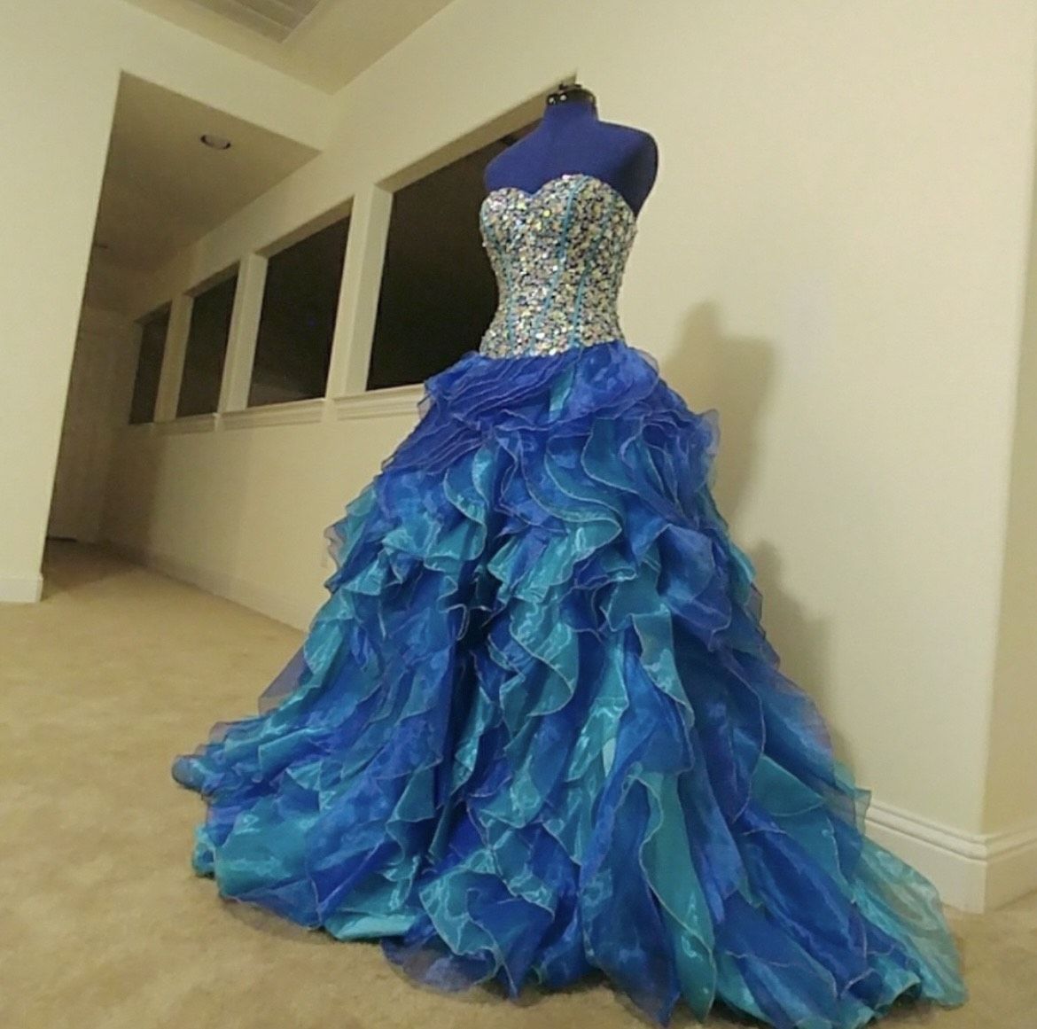 Size 4 Strapless Blue Ball Gown on Queenly