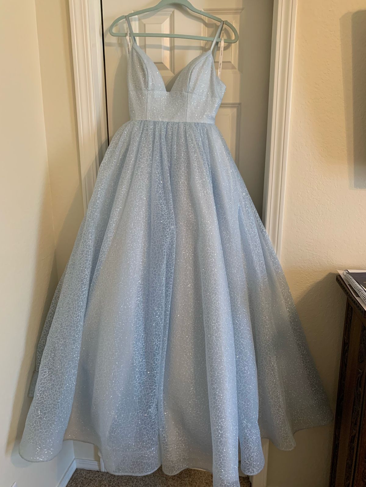 Sherri Hill Size 4 Plunge Light Blue Ball Gown on Queenly
