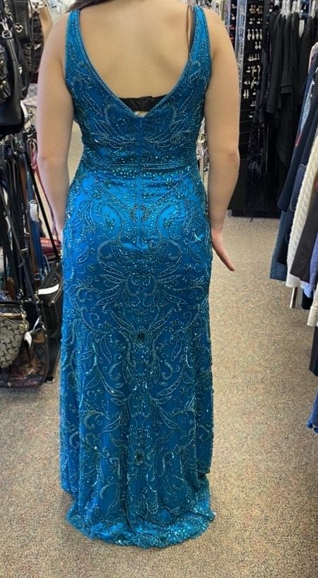 Sherri Hill Size 14 Prom Plunge Sequined Blue A-line Dress on Queenly