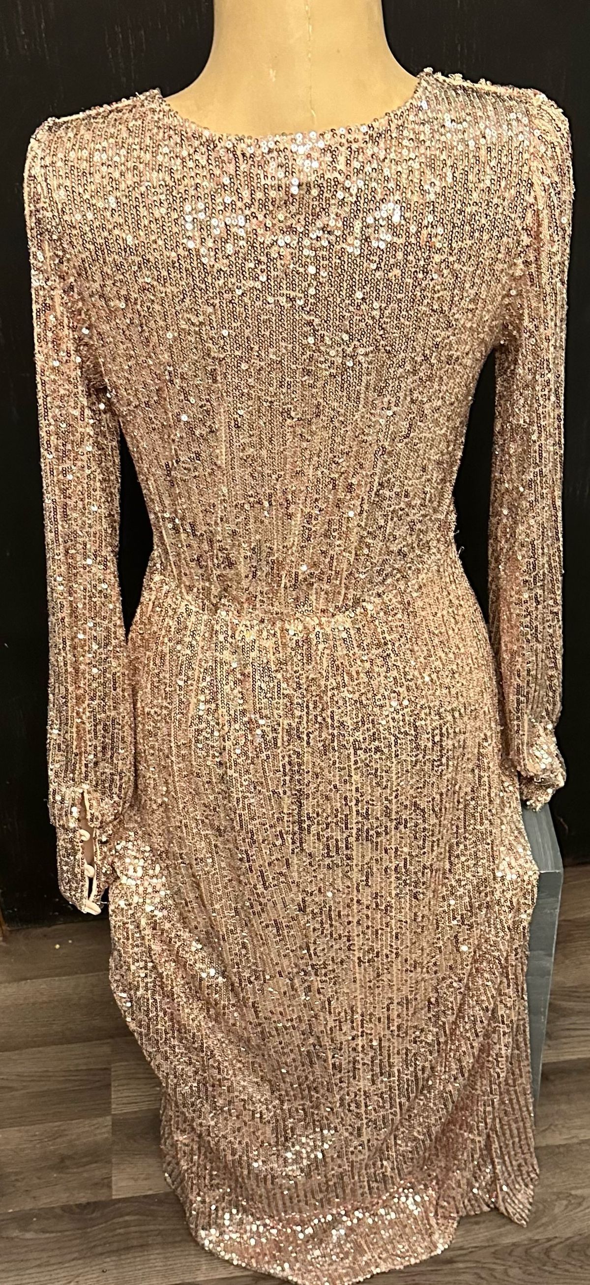 Size XS Prom Long Sleeve Rose Gold Floor Length Maxi on Queenly