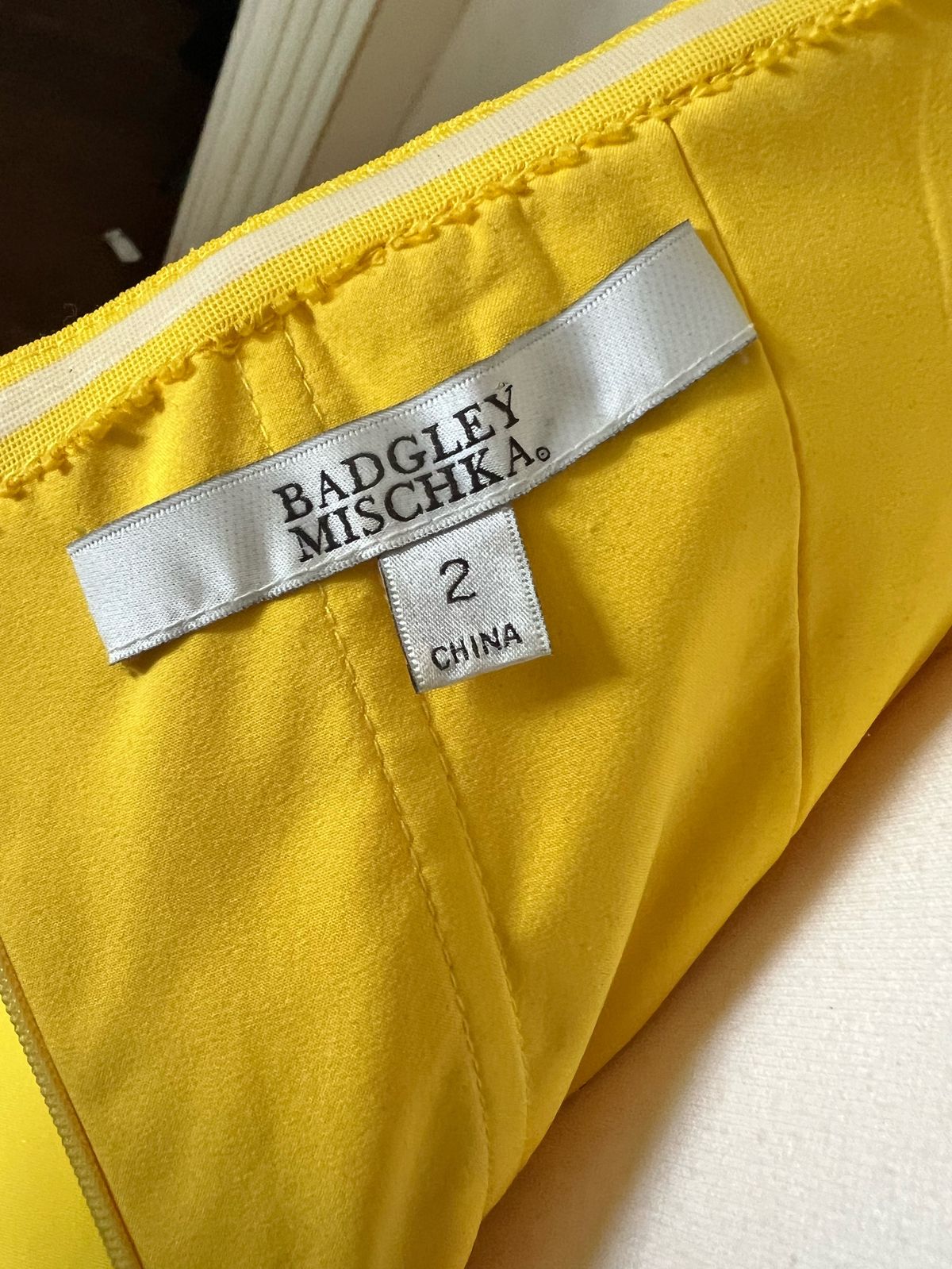 Badgley Mischka Size 2 Homecoming Off The Shoulder Yellow Cocktail Dress on Queenly