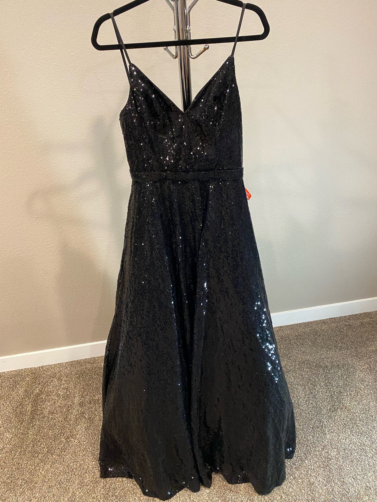 Style 49483 Mac Duggal Size 6 Prom Plunge Black Ball Gown on Queenly