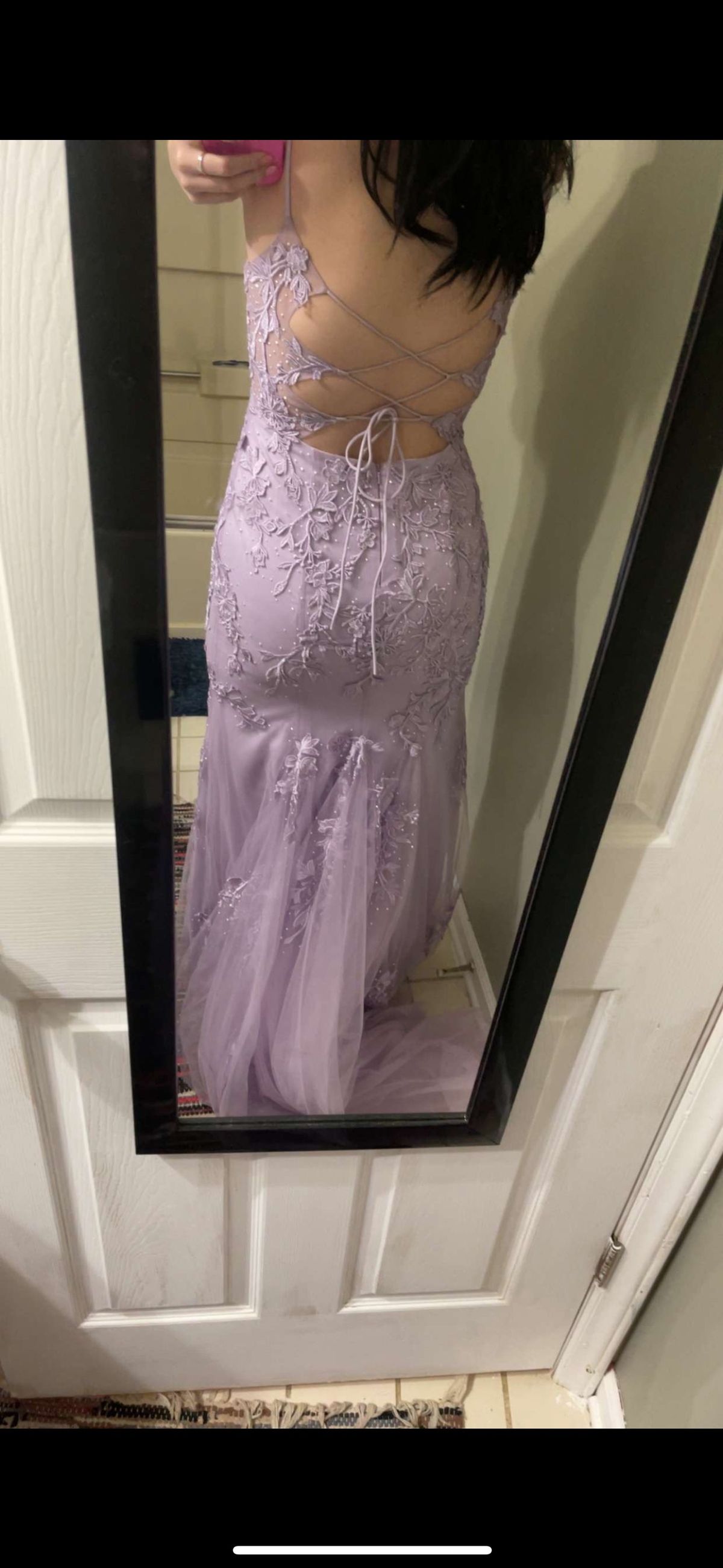 velvi Size 6 Prom Lace Light Purple A-line Dress on Queenly