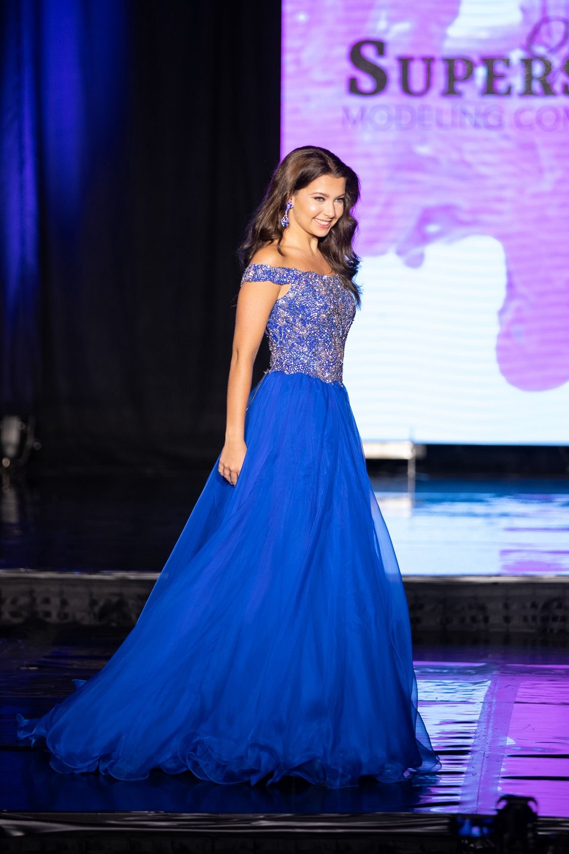 Queenly | Buy and sell prom, pageant, and formal dresses