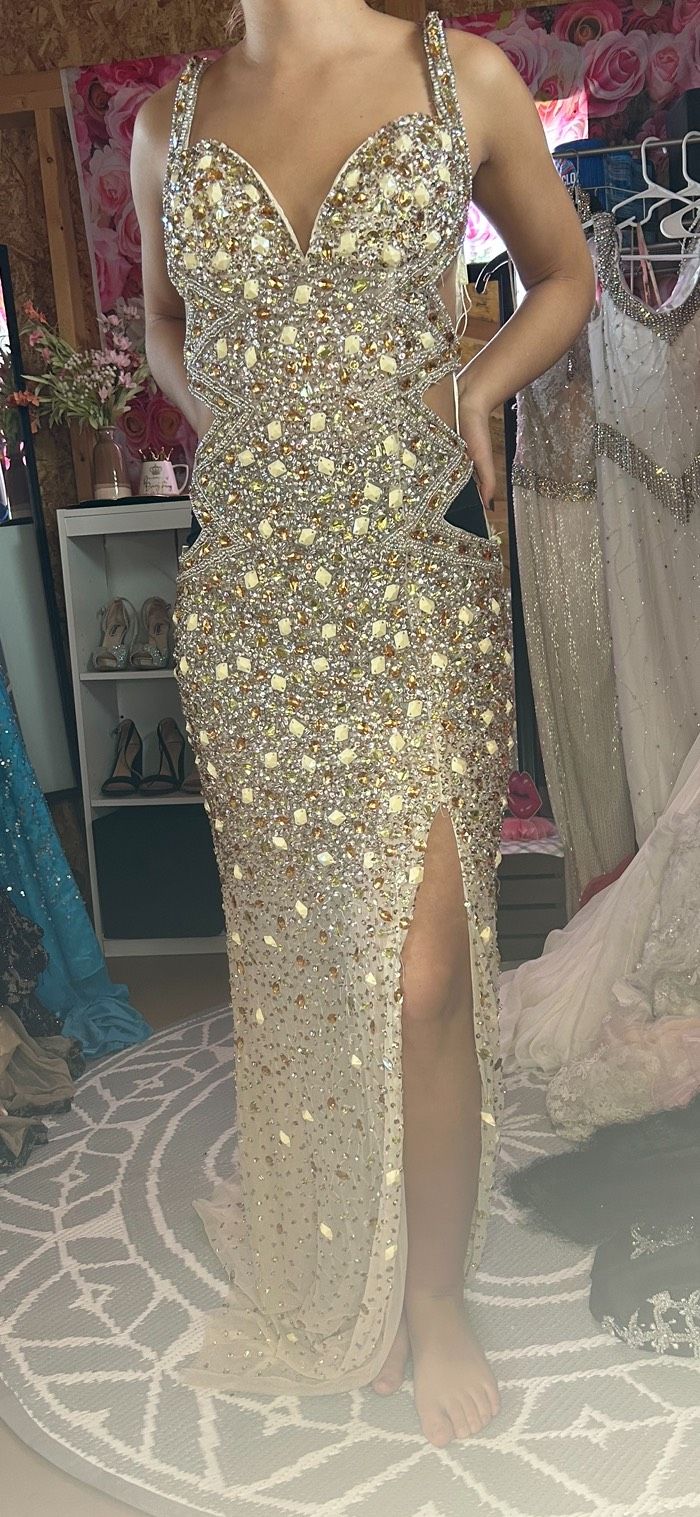 Jaaz Size 6 Prom Plunge Sequined Gold Side Slit Dress on Queenly
