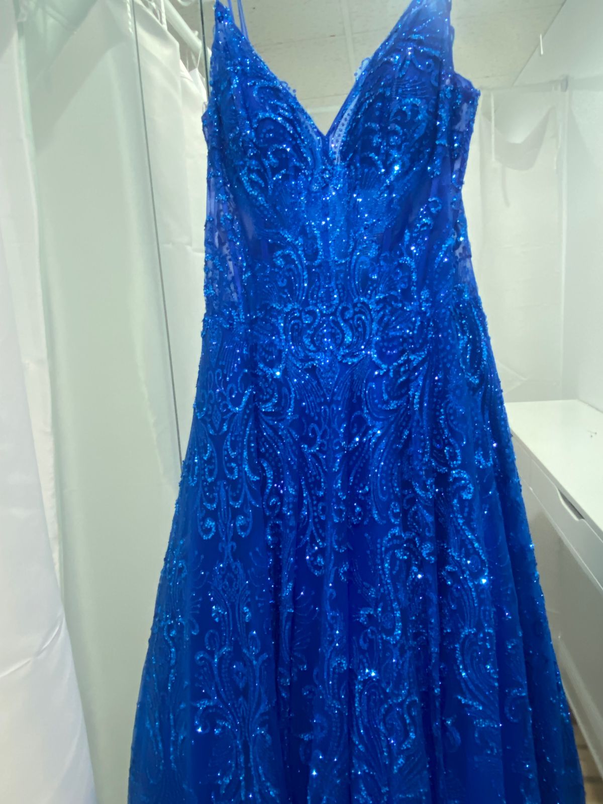 Style 09016A Jovani Size 12 Plunge Royal Blue Floor Length Maxi on Queenly