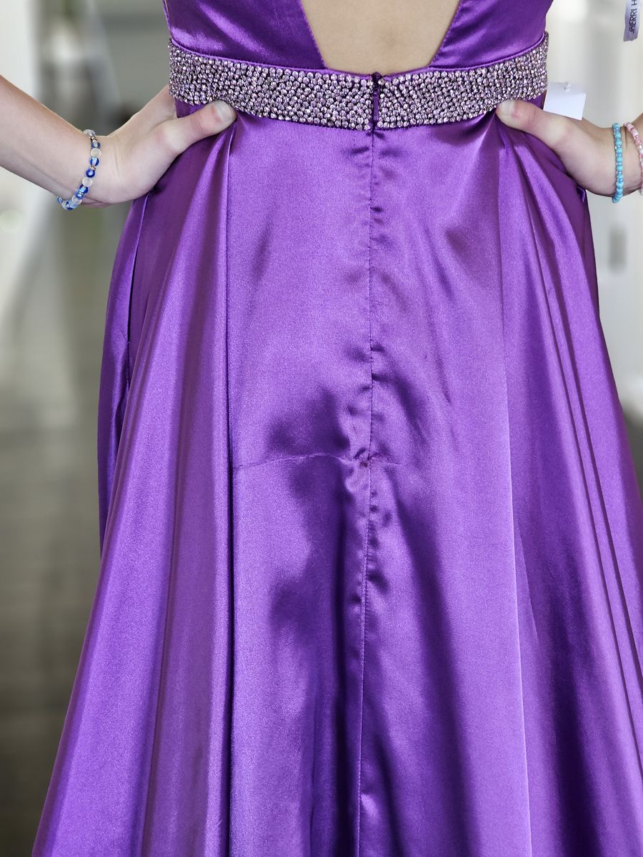 Sherri Hill Size 2 Prom Purple A-line Dress on Queenly