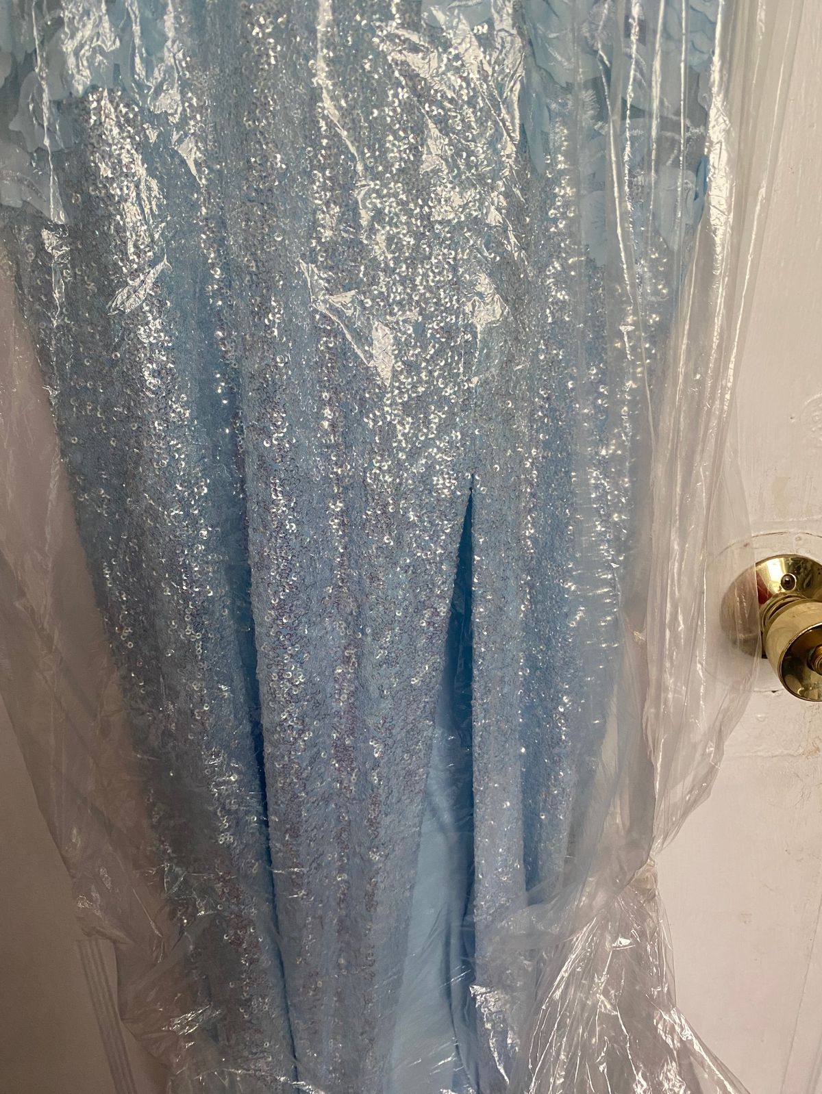 Jovani Size 6 Prom Plunge Blue Side Slit Dress on Queenly