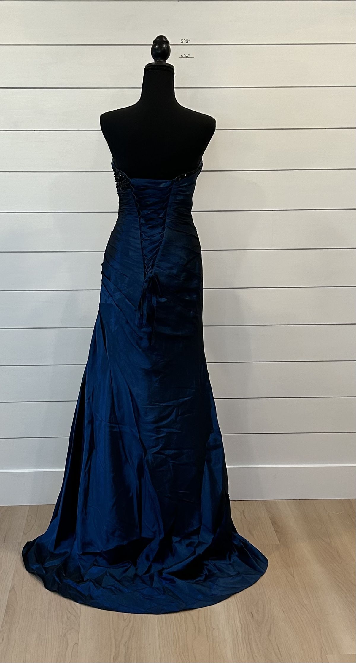 Maggie Sottero Size 4 Blue Mermaid Dress on Queenly