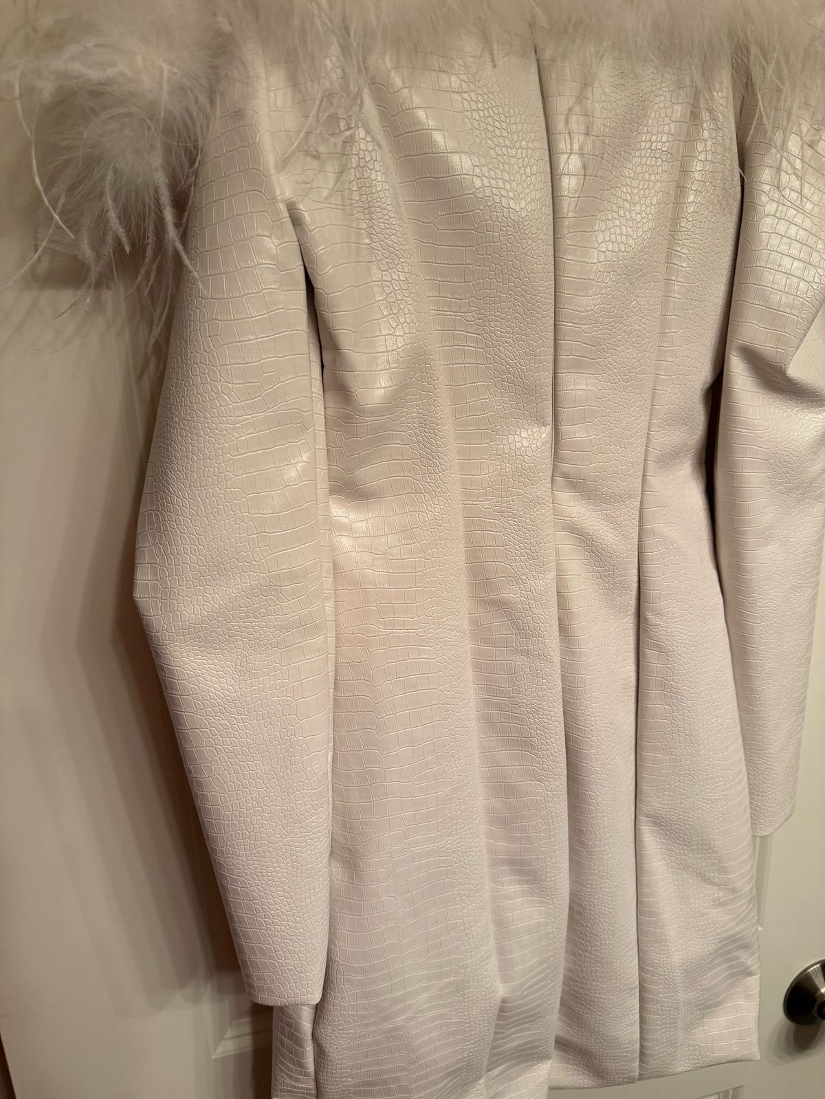 Johnathan Kayne Size 00 Prom Long Sleeve White Cocktail Dress on Queenly