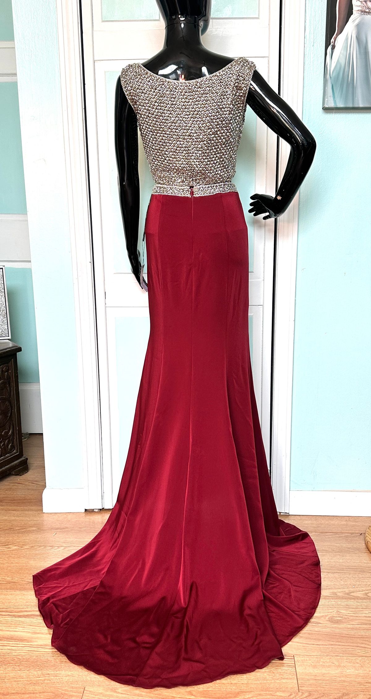Style 20063 Mac Duggal Size 8 Prom Red Dress With Train on Queenly