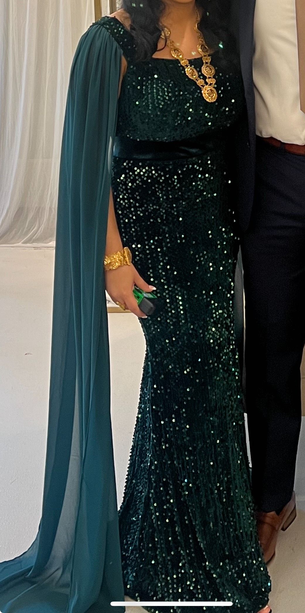Size M Green Side Slit Dress on Queenly