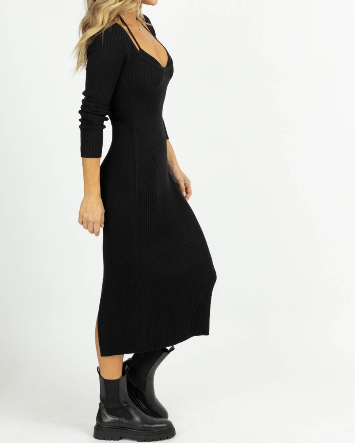 Style 1-1404354634-2901 MABLE Size M Long Sleeve Black Cocktail Dress on Queenly