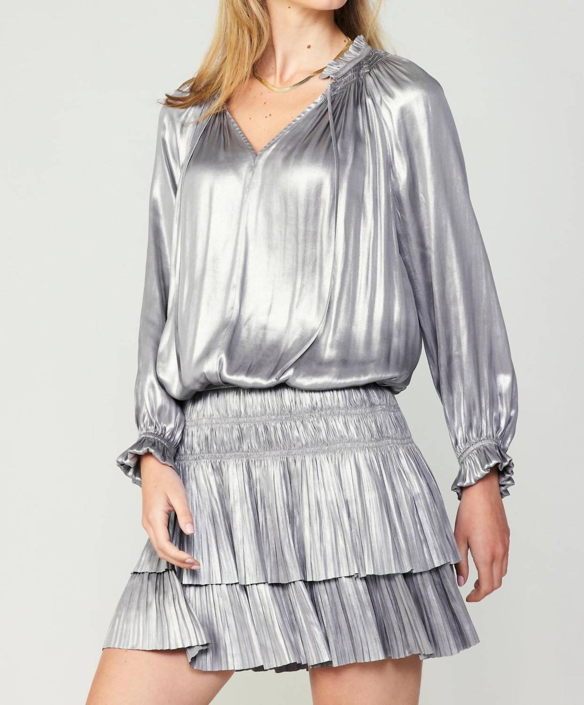 Style 1-1548492110-3236 current air Size S Long Sleeve Silver Cocktail Dress on Queenly