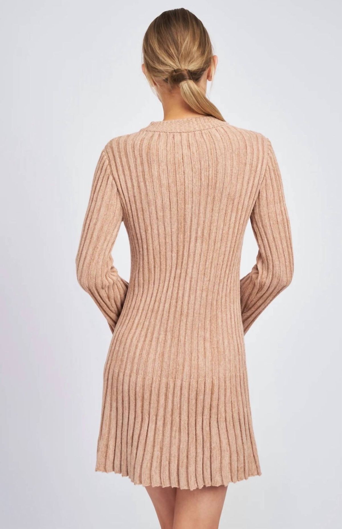 Style 1-3616908237-3471 En Saison Size S Long Sleeve Rose Gold Cocktail Dress on Queenly