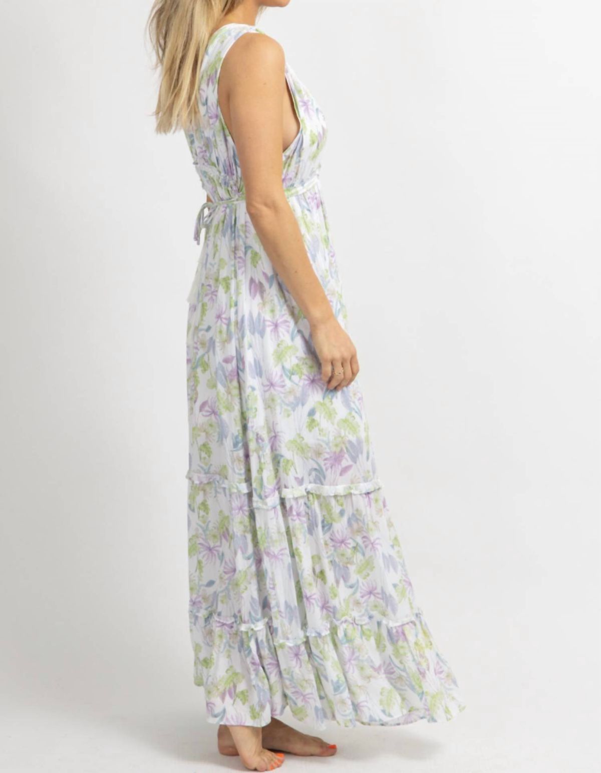 Style 1-486598987-2901 Fate by LFD Size M Plunge Floral Purple Floor Length Maxi on Queenly