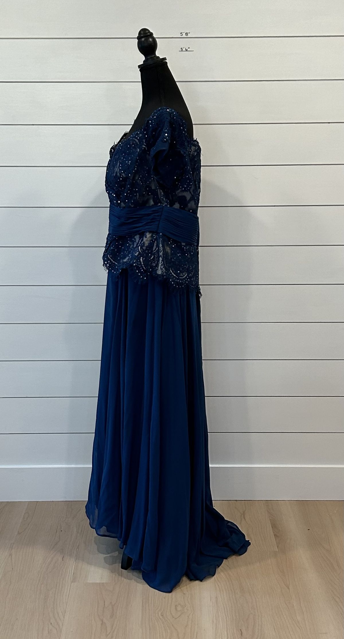 Montage Boutique Size 14 Off The Shoulder Lace Royal Blue Dress With Train on Queenly
