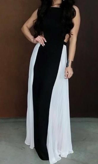 BCBG Size 0 Prom Black A-line Dress on Queenly