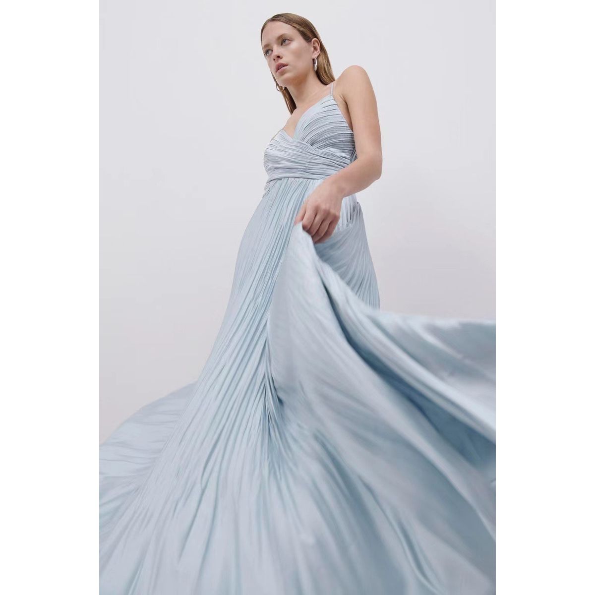 Style 123-1086-H Jonathan Simkhai Size 4 Prom Plunge Blue A-line Dress on Queenly