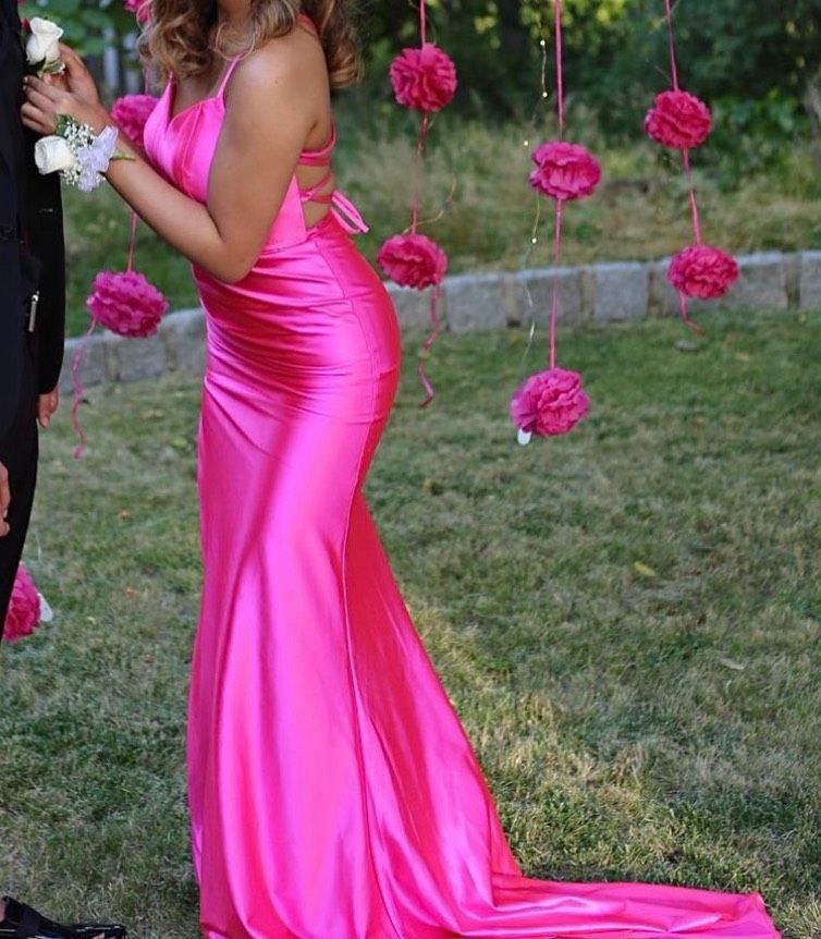 Portia and Scarlett Size 0 Prom Pink Mermaid Dress on Queenly