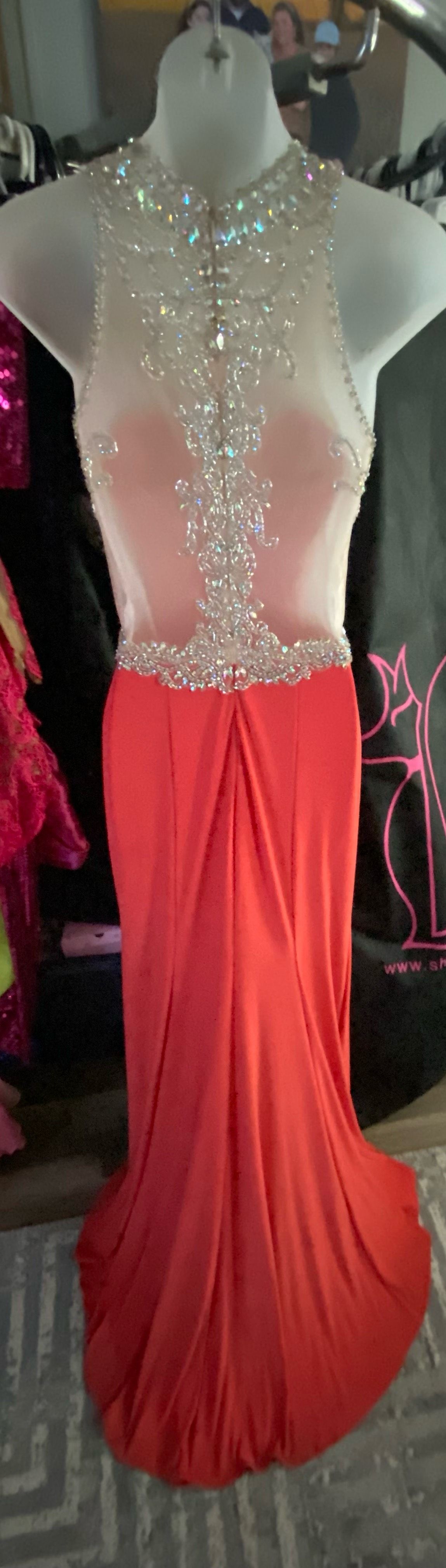Cinderella Divine Size 4 Prom Coral A-line Dress on Queenly