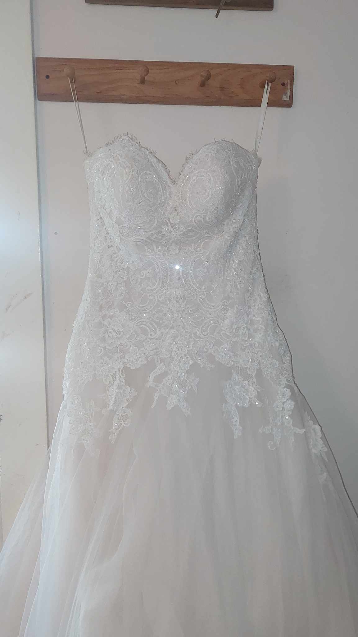 Allure Size 14 White Ball Gown on Queenly