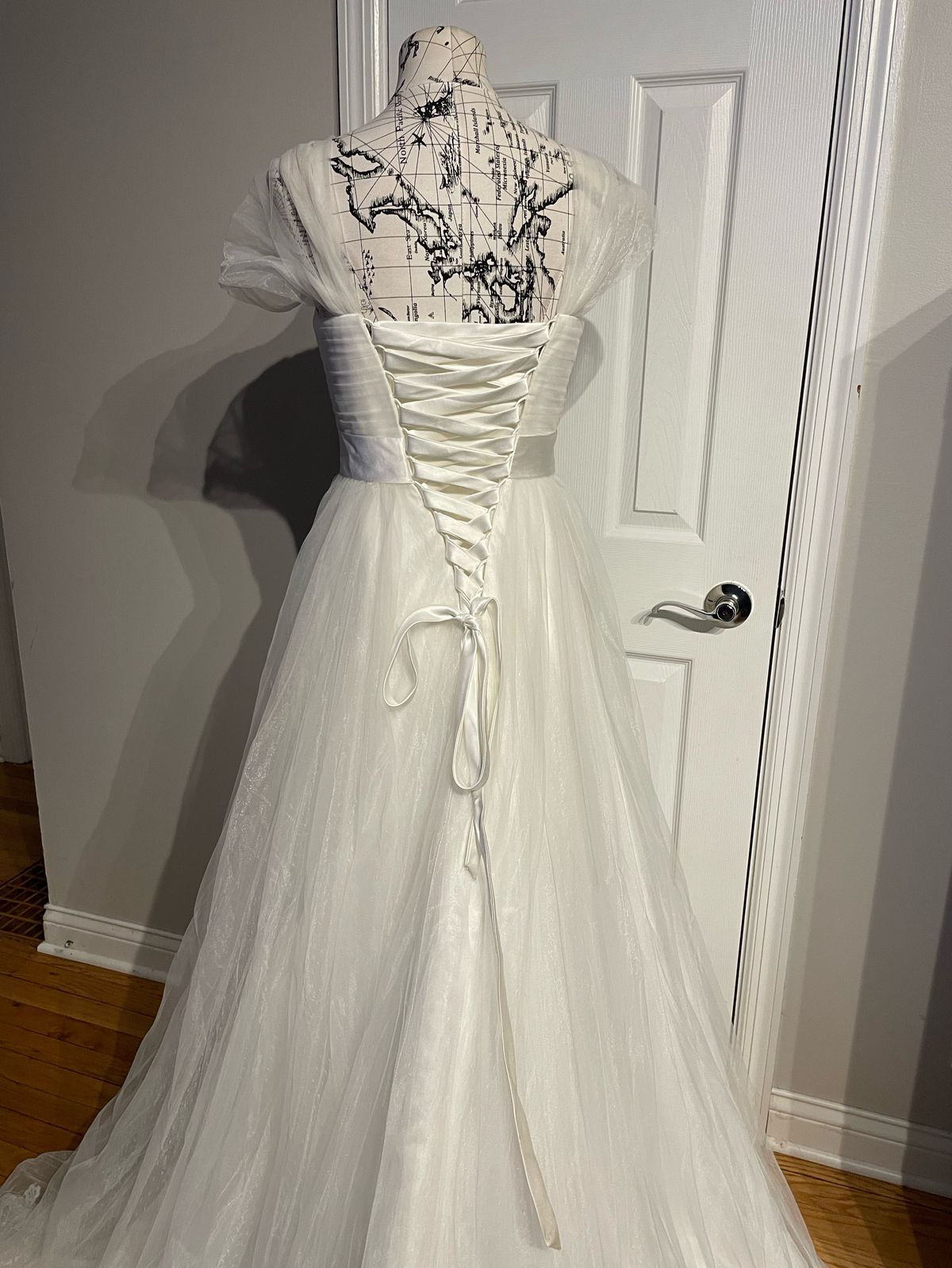Jj hose Size 12 Cap Sleeve White Ball Gown on Queenly
