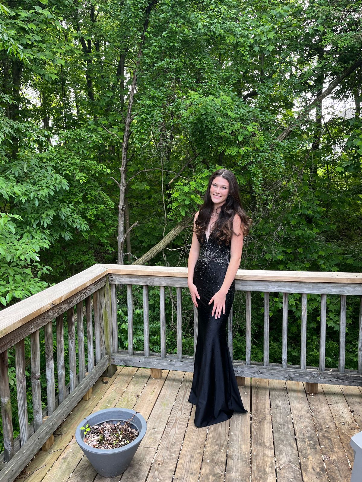 Amelia Couture Size 2 Prom Plunge Black Floor Length Maxi on Queenly