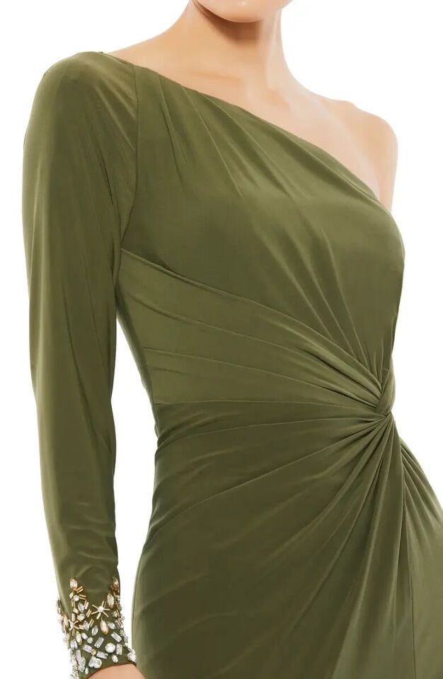 Mac Duggal Size 4 Long Sleeve Green Side Slit Dress on Queenly