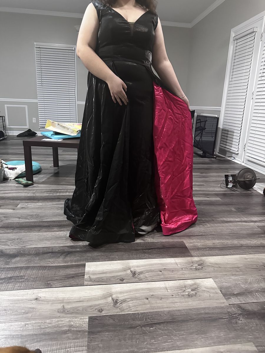 Sherri Hill Plus Size 16 Prom Plunge Black Dress With Train on Queenly