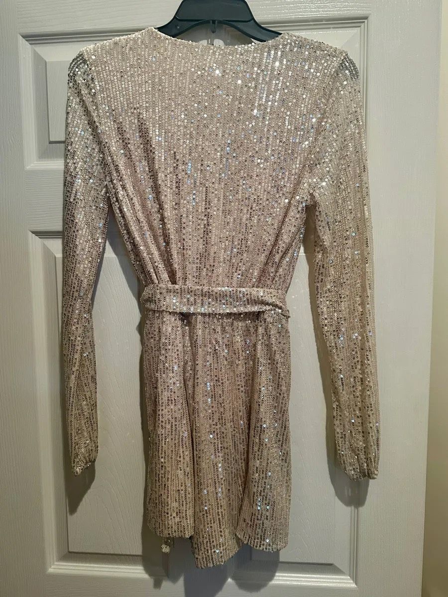 Chelsea & Voilet Size XS Prom Long Sleeve Gold Formal Jumpsuit on Queenly